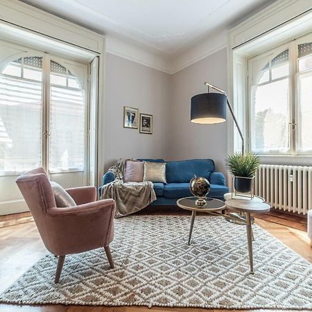 Joivy Sophisticated 3-Bed Flat With Desk Apartment Milano Exterior foto