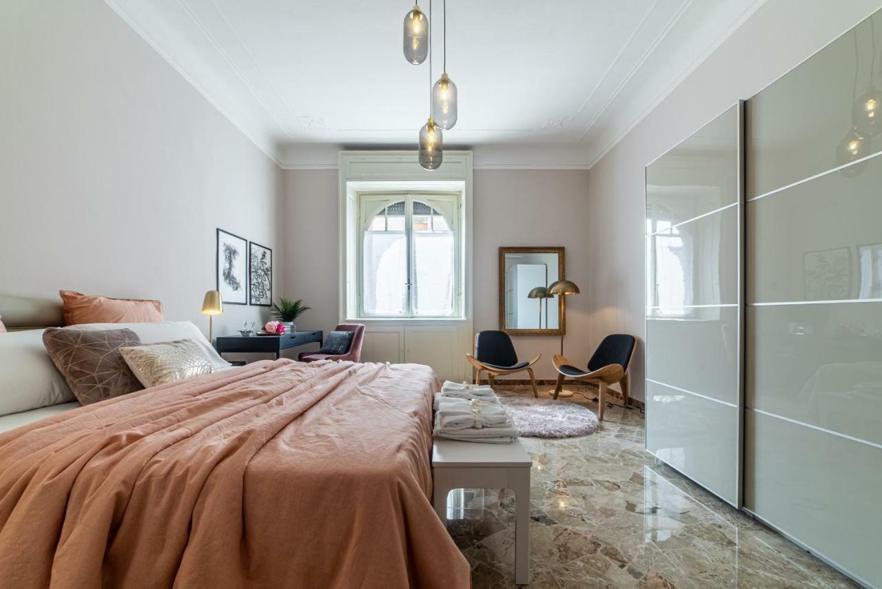 Joivy Sophisticated 3-Bed Flat With Desk Apartment Milano Exterior foto
