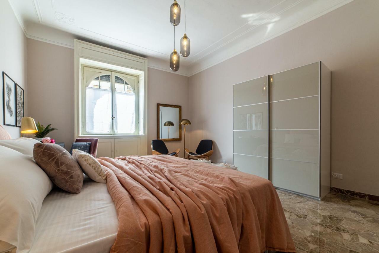 Joivy Sophisticated 3-Bed Flat With Desk Apartment Milano Exterior foto